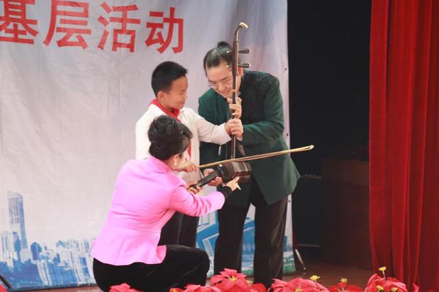 2018秋季送演出進(jìn)基層 重慶市歌劇院走進(jìn)大田灣小學(xué)